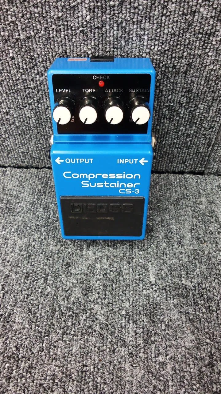 BOSS Effektpedal CS-3