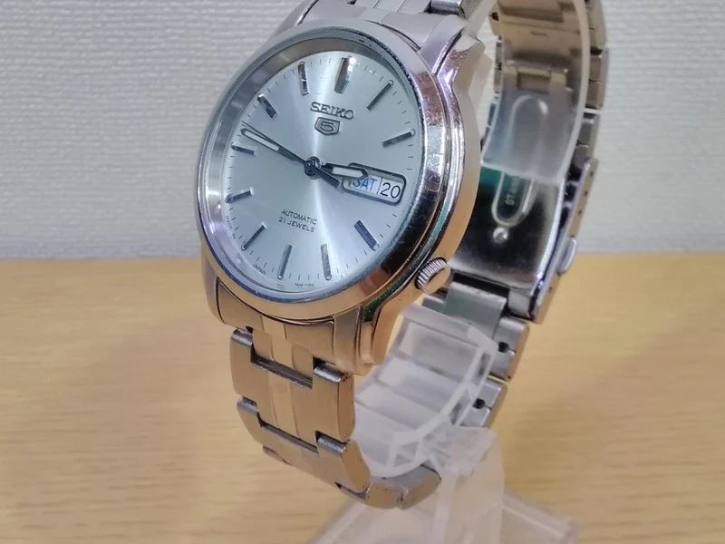 SEIKO 5SPORTS Automatikuhr mit Tag- und Datumsanzeige 470234