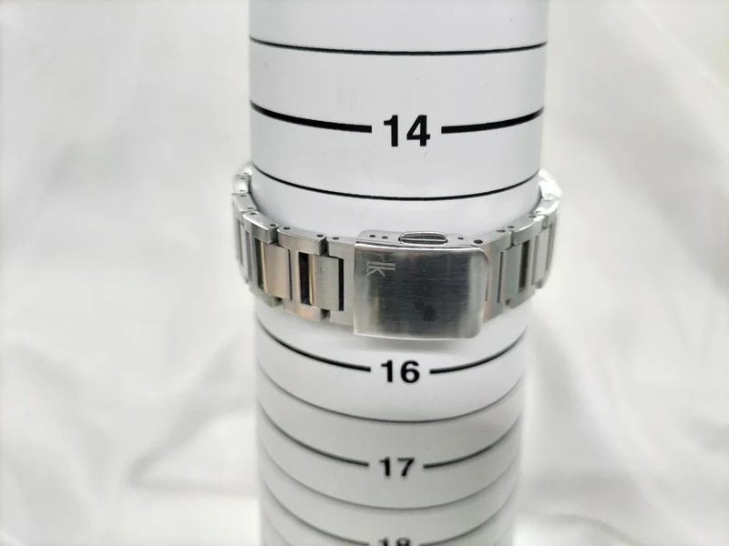 SEIKO LUKIA Solarchronograph V175-0DY0