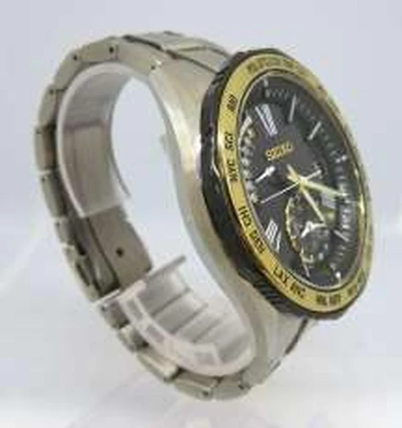 SEIKO Seiko Lights Weltzeit Solar 8B54-0BG0