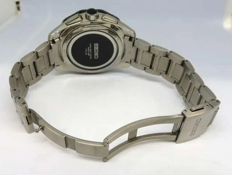 SEIKO Seiko Lights Weltzeit Solar 8B54-0BG0