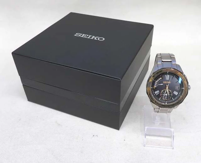 SEIKO Seiko Lights Weltzeit Solar 8B54-0BG0