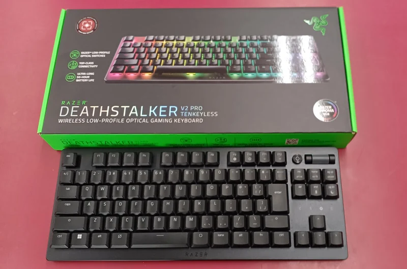 RAZER Gaming-Tastatur RZ03-04371400-R3J1