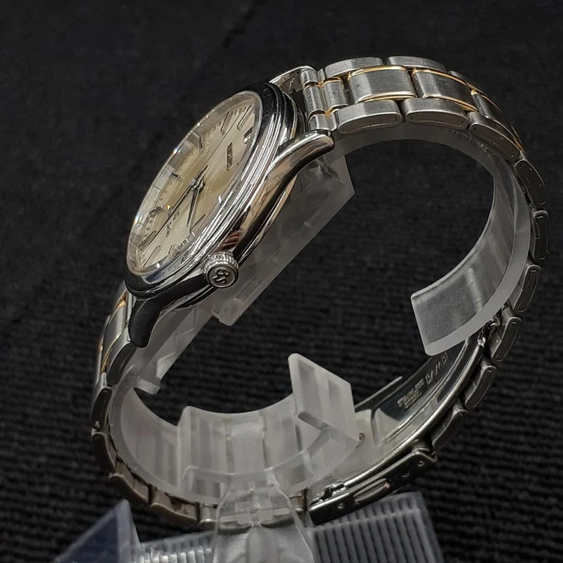 GRAND SEIKO Quarz-Armbanduhr 9587-7010