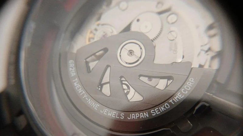 SEIKO Automatik-Armbanduhr 6R21-00F0