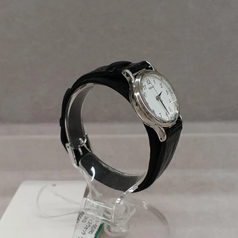 SEIKO Damenuhr Quarz 1N01-0DR0