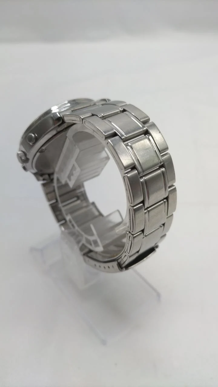 SEIKO Quarz-Analog-Armbanduhr V657-7110