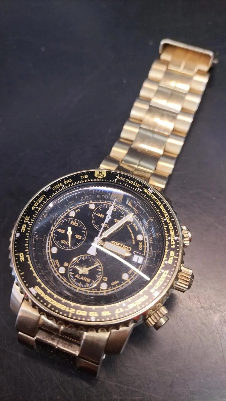 [SCHROTT] SEIKO Pilot Chronograph Quarz Gold mit Kratzern 7T62-0EB0