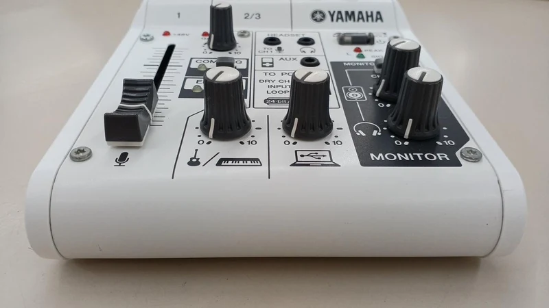 YAMAHA Audio-Interface AG03