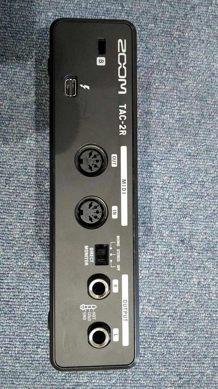 [SCHROTT] ZOOM Audio Converter TAC-2R