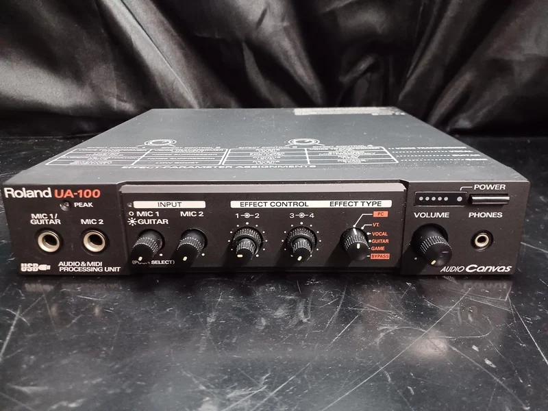 ROLAND Audio-Interface UA-100