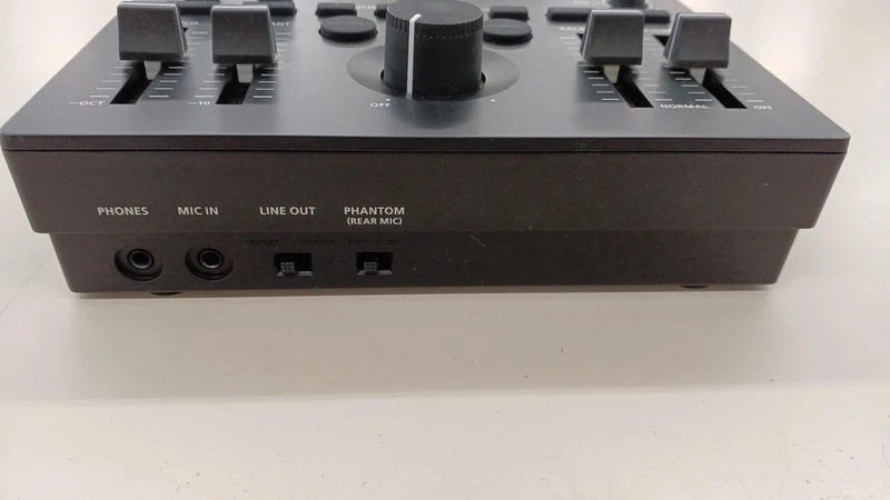 ROLAND Voice Transformers VT-4