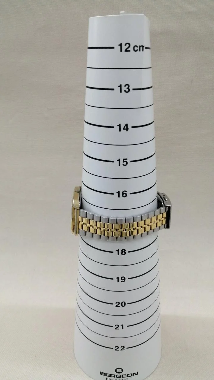 SEIKO Quarz-Armbanduhr 5P31-5E00