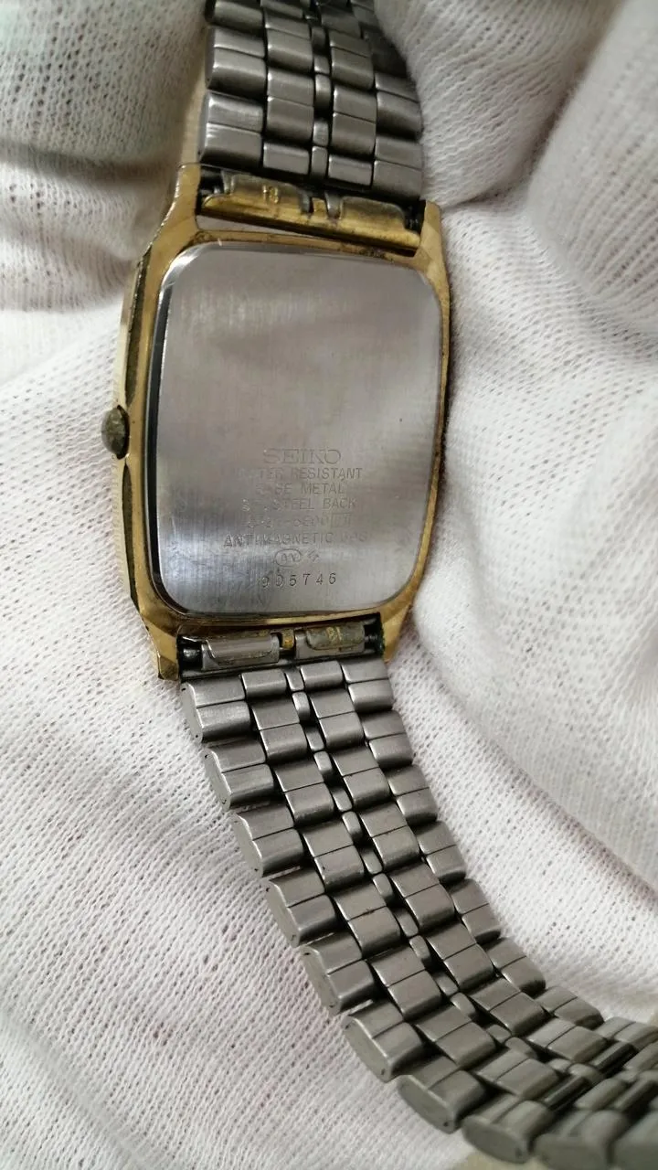 SEIKO Quarz-Armbanduhr 5P31-5E00