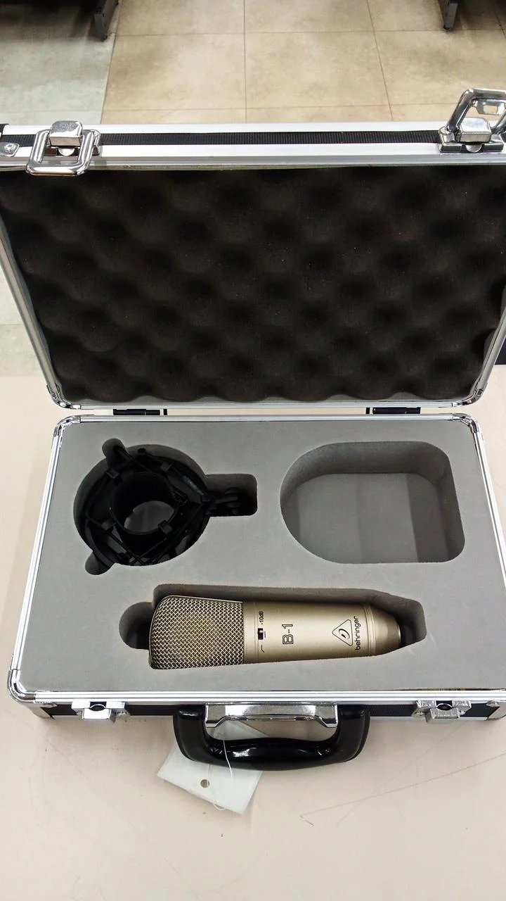 BEHRINGER Kondensatormikrofon B-1