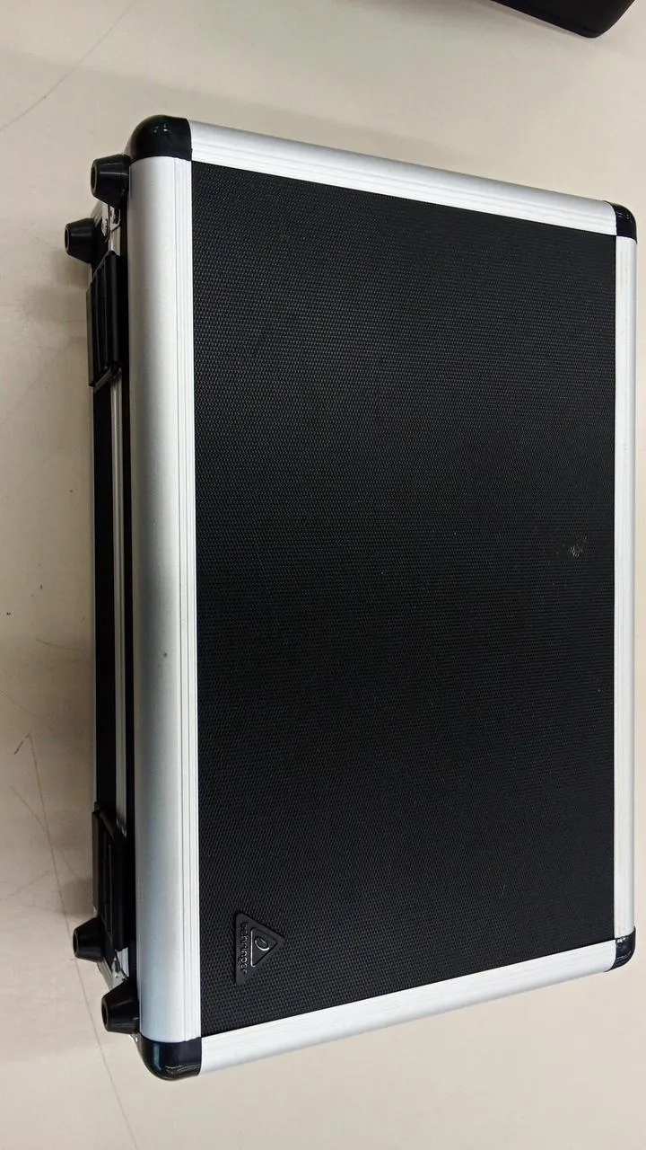 BEHRINGER Kondensatormikrofon B-1
