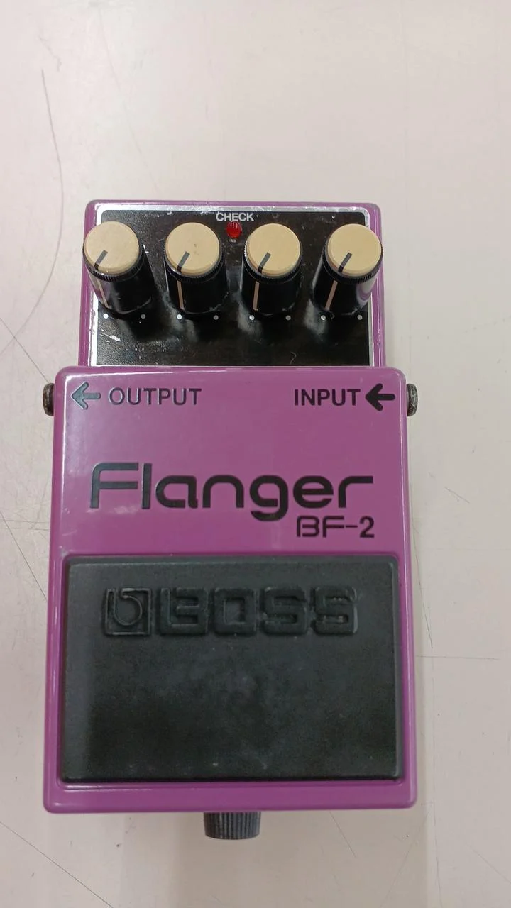 BOSS Effektpedal: BF-2