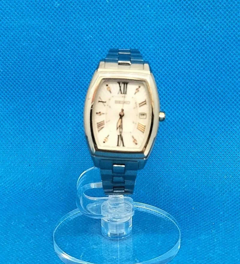 SEIKO Quarz-Analog-Armbanduhr SSQW032