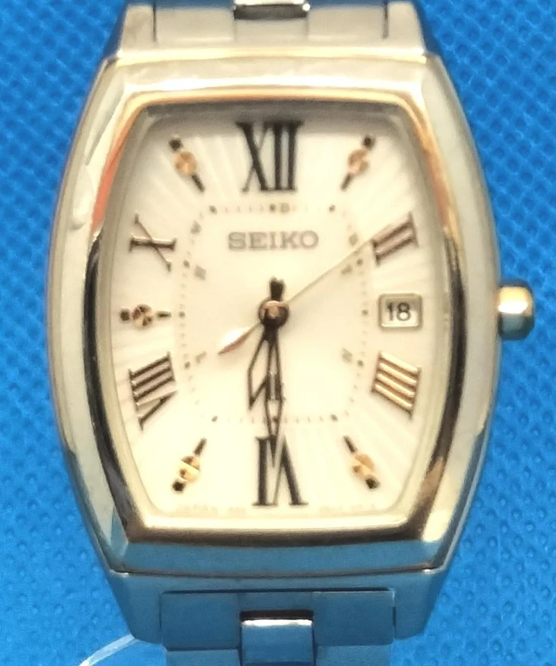 SEIKO Quarz-Analog-Armbanduhr SSQW032