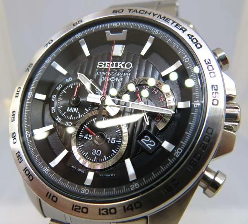 SEIKO Quarz-Analog-Armbanduhr 8T63-00G0
