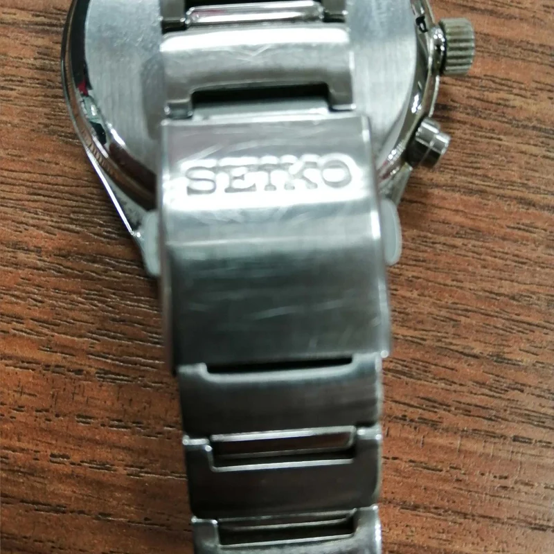 SEIKO Solar-Armbanduhr Weltzeit/V195-0AE0