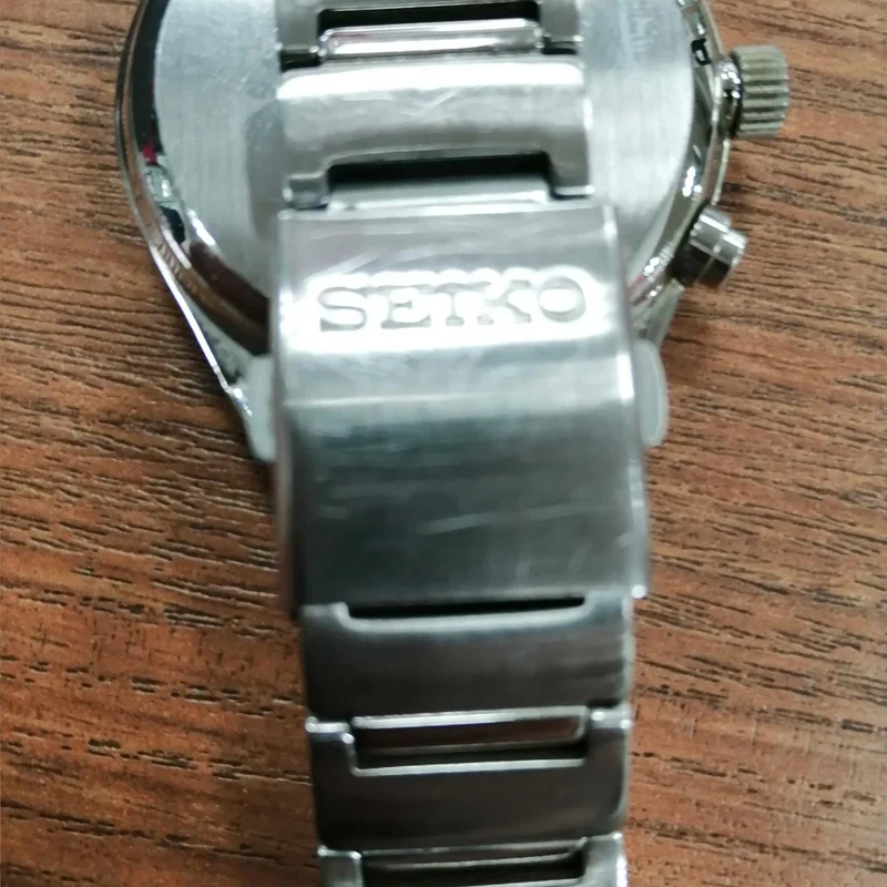 SEIKO Solar-Armbanduhr Weltzeit/V195-0AE0