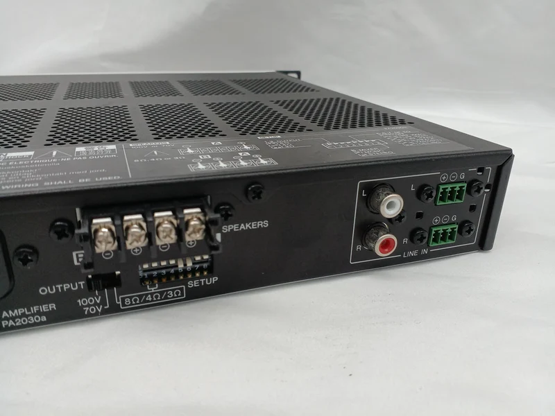 YAMAHA Leistungsverstärker PA2030A