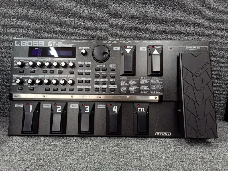 BOSS Multi-Effektgerät GT-8