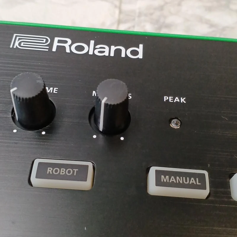 ROLAND Vocal Effects VT-3