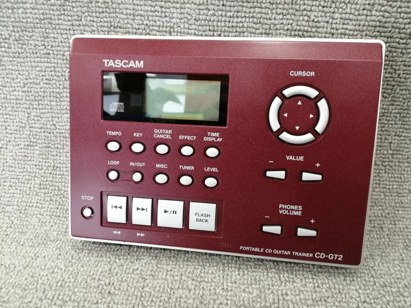 TASCAM Tragbarer CD-Gitarrentrainer CD-GT2