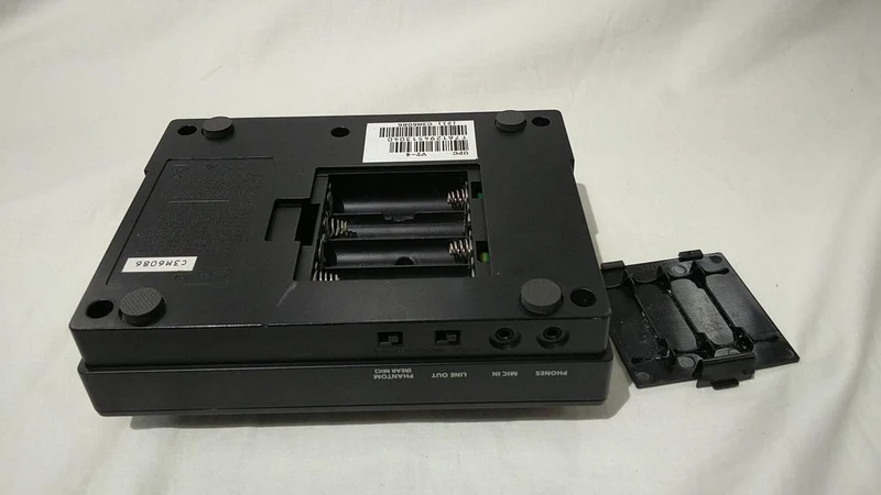 ROLAND Vocal Effects VT-4