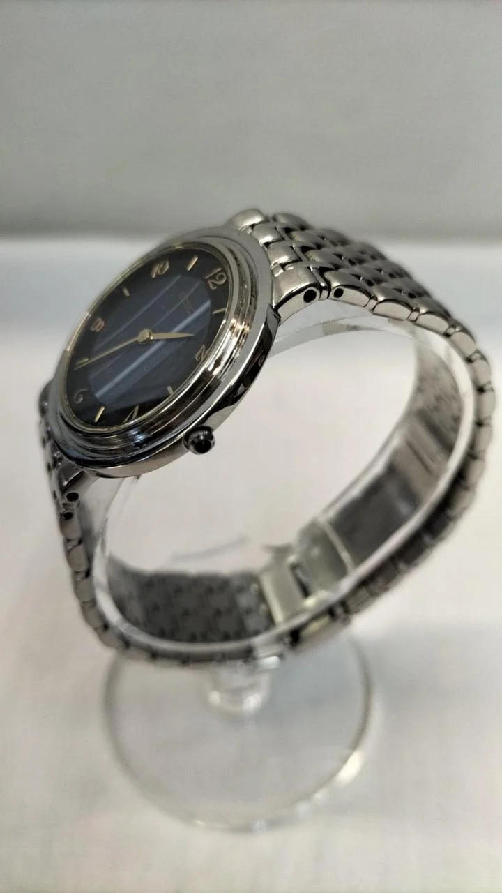 SEIKO Quarz-Armbanduhr DOLCE 8N40-6050 18KT Gravur *Lünette fehlt