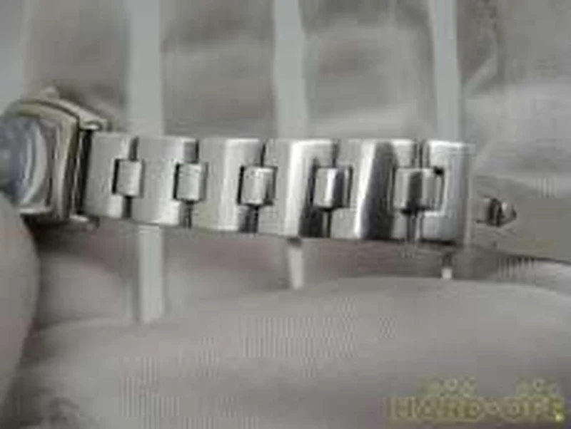 SEIKO Quarz-Analog-Armbanduhr 1F21-5D30