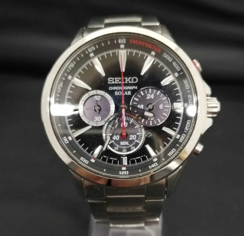 SEIKO Solaruhr V175-0DM0