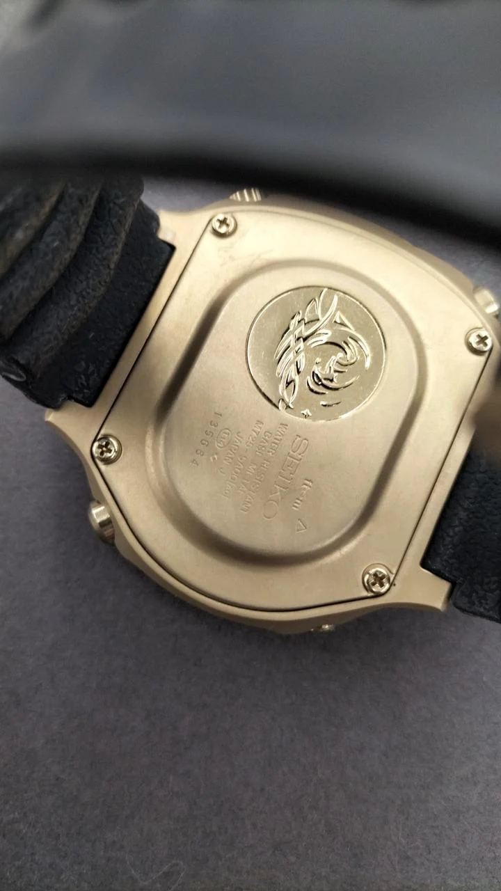 SEIKO Quarz-Digitaluhr M725-5A00