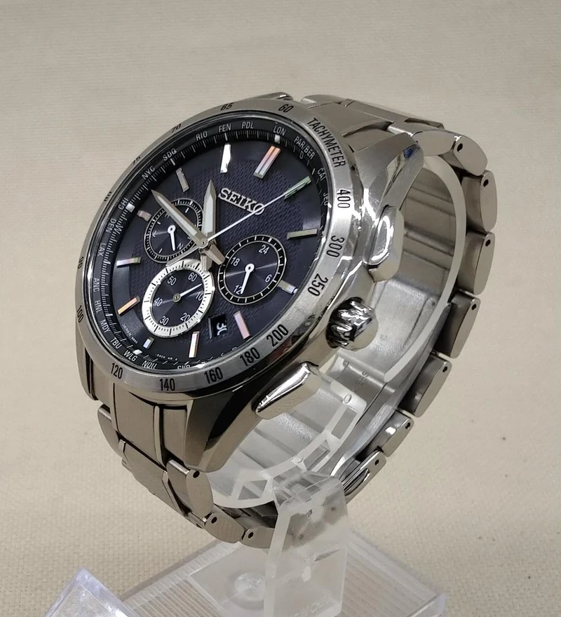 SEIKO Solar-Funkarmbanduhr 8B92-0AB0