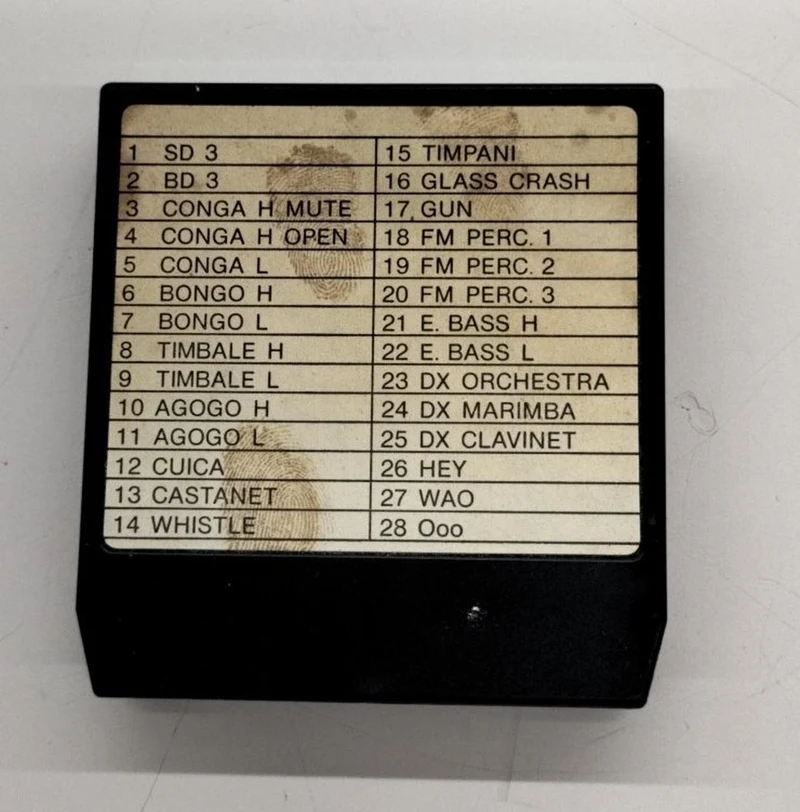 [SCHROTT] YAMAHA ROM-DATENKARTUSCHE -