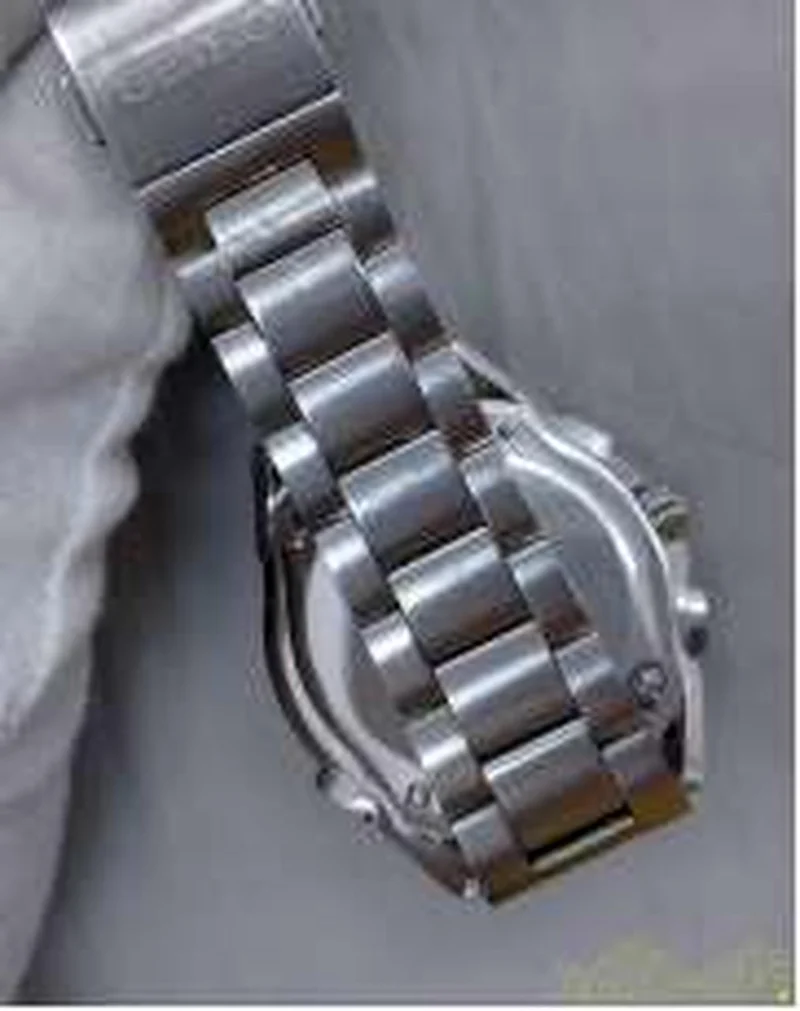 SEIKO Solar-Funkuhr mit blauem Zifferblatt 8B82-OAGO