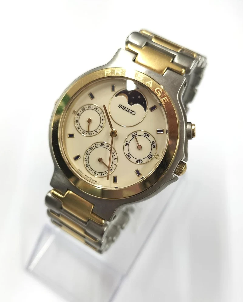SEIKO Quartz 7F38-6040