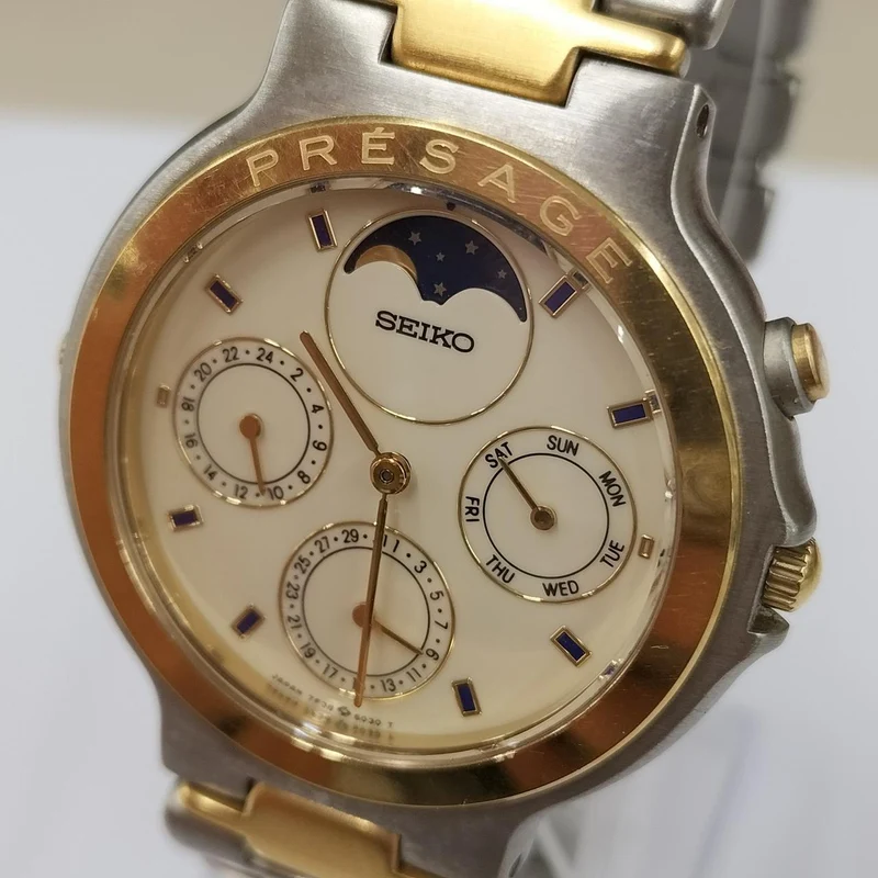 SEIKO Quartz 7F38-6040