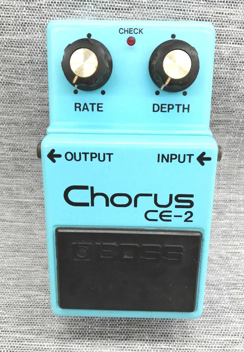 BOSS Effektpedal: CHORUS CE-2