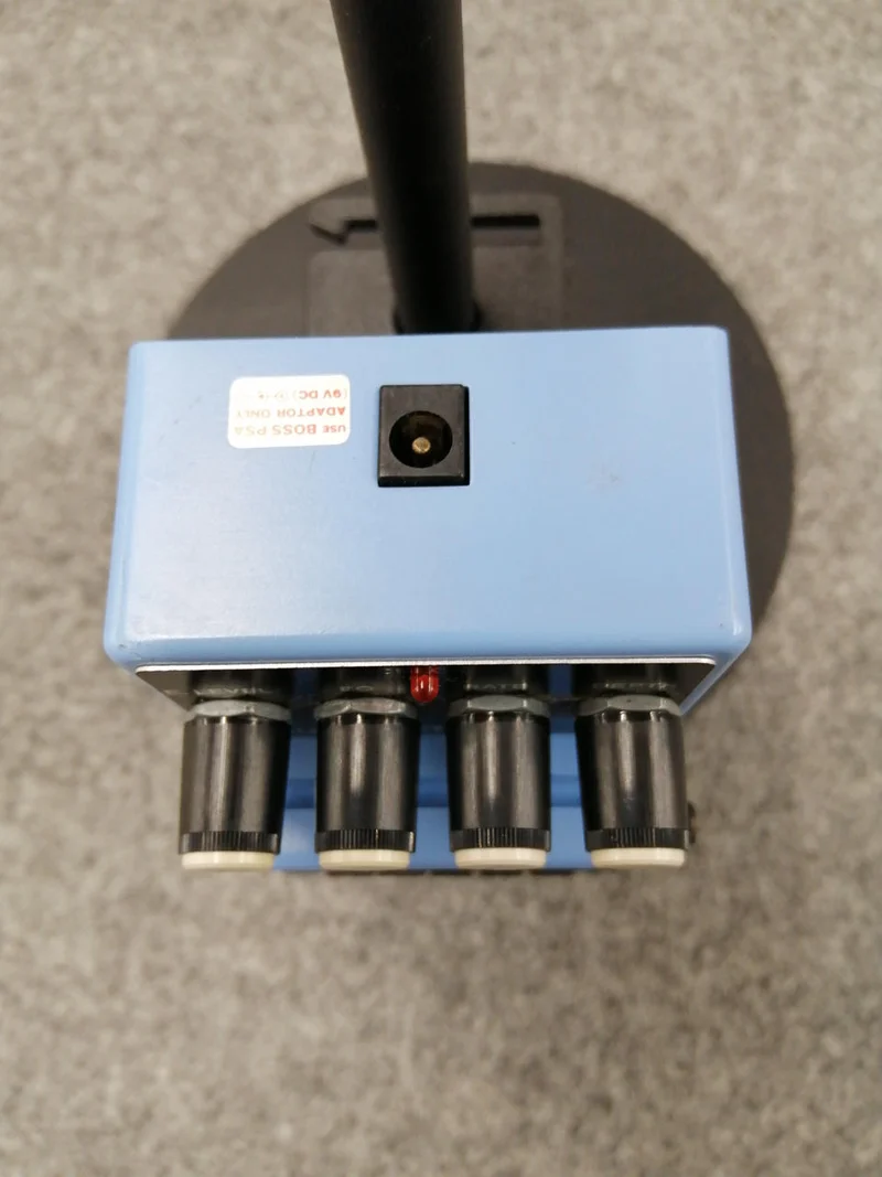 BOSS Effektpedal CH-1