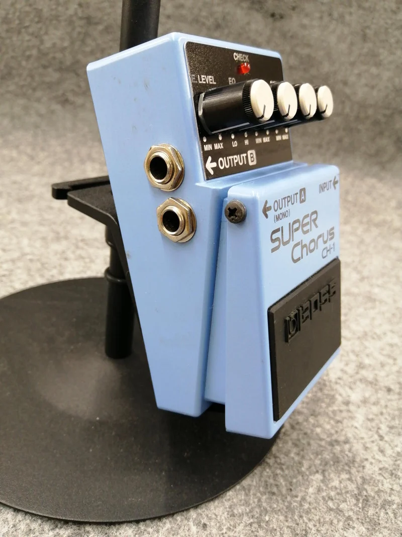 BOSS Effektpedal CH-1