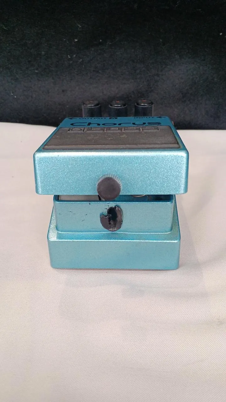 BOSS Effektpedal CE-3