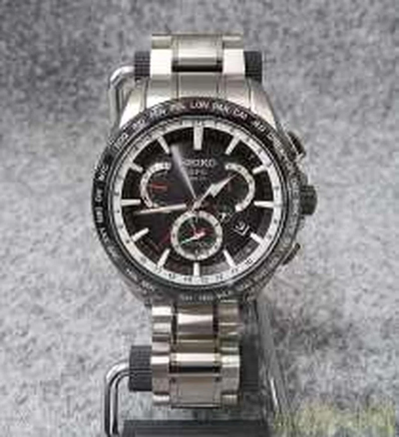SEIKO Quarz-Analog-Armbanduhr 8X53-0AD0-2