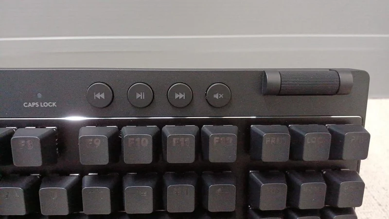 LOGICOOL Gaming-Tastatur YU0090