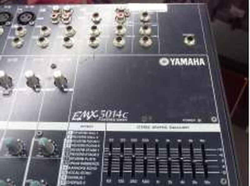 YAMAHA [Keine Garantie für Schrott] EMX5014C EMX5014C