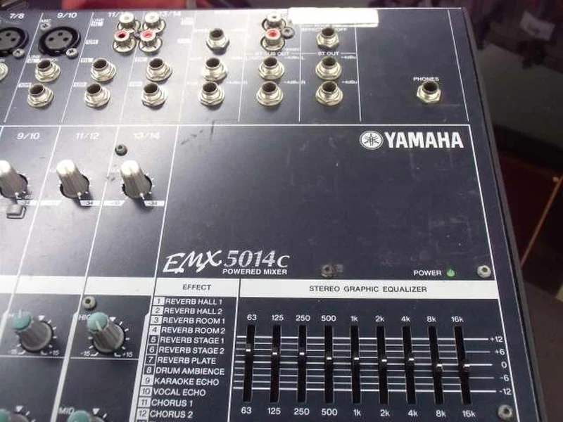 YAMAHA [Keine Garantie für Schrott] EMX5014C EMX5014C