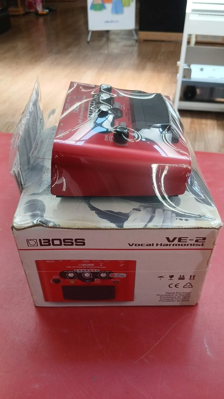 BOSS Vocal Effects VE-2