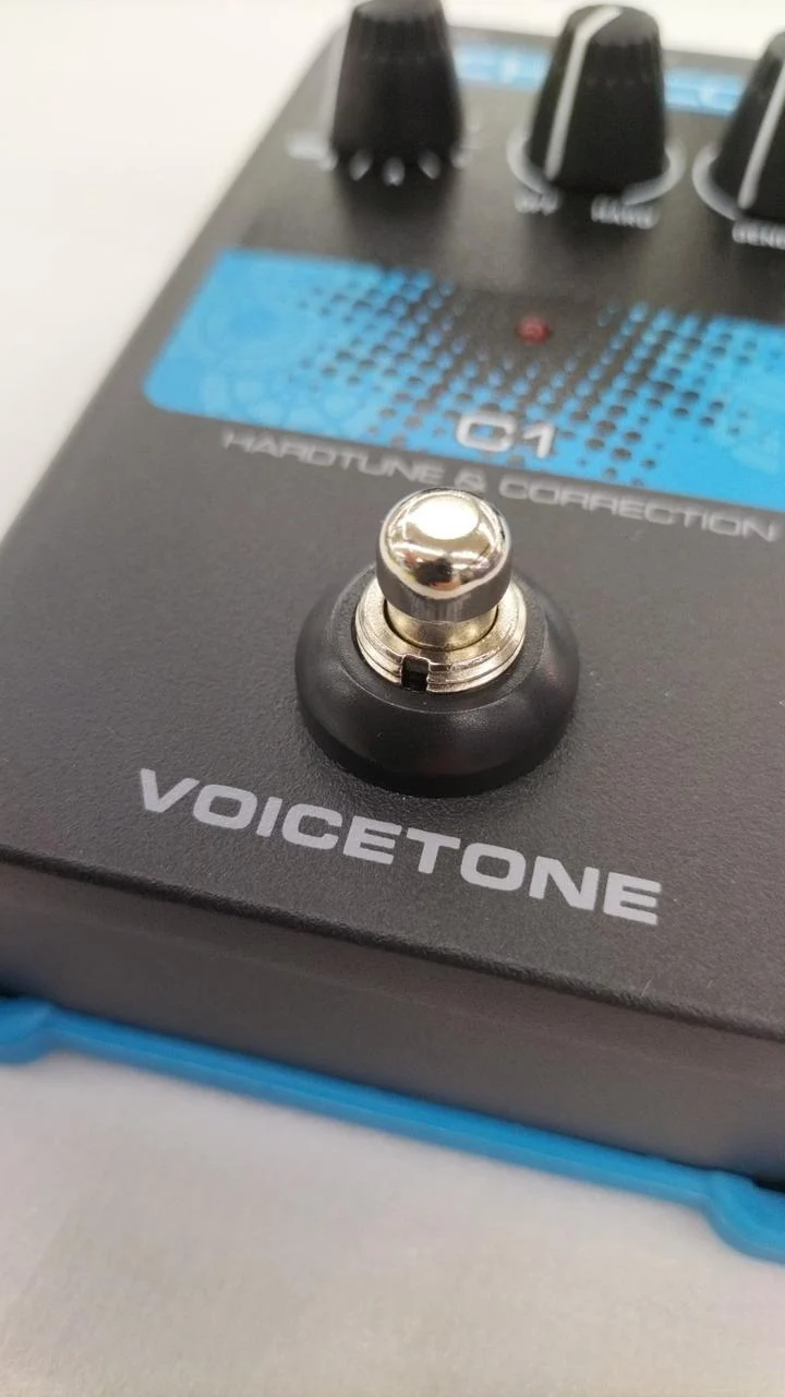 TC-HELICON Gesangseffektpedal: VOICETONE C1